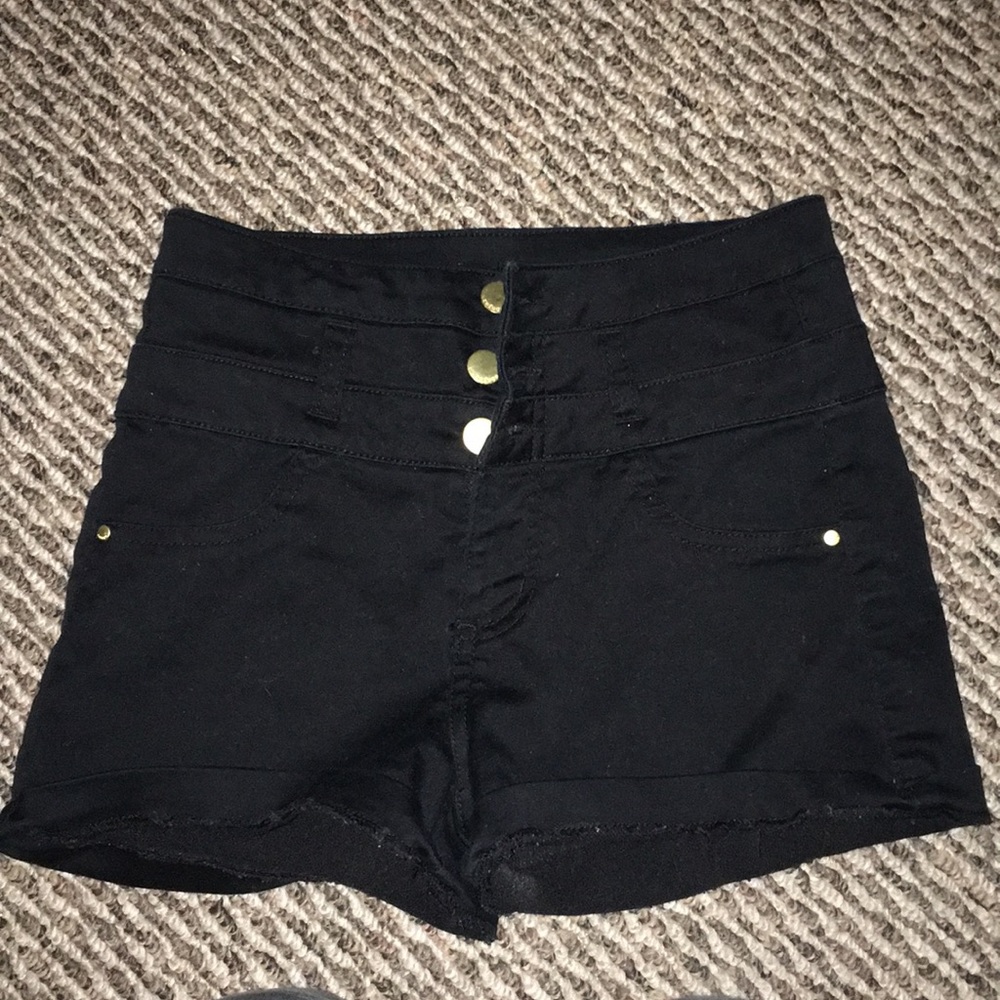 Black Refuge Shorts